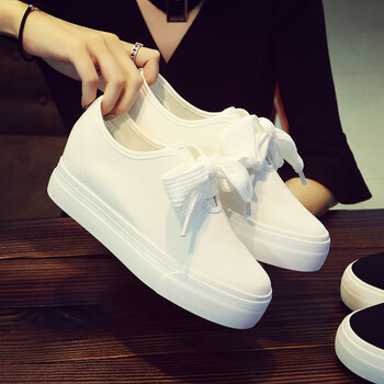 毕聚biju2024春季女鞋新款内增高小白鞋帆布鞋百搭学生甜美厚底松糕鞋