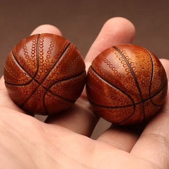 黛齐奥印尼橄榄核雕刻篮球手球动漫题材生日礼物男女文玩正圆健身球35