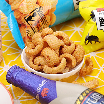 休闲零食鱿鱼酥大包薯片膨化食品 香辣味 200g/袋