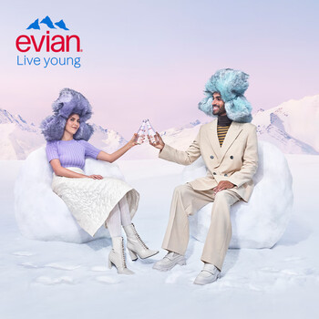 依云（evian）法国原装进口 依云矿泉水饮用水 330ml*6瓶 尝鲜装