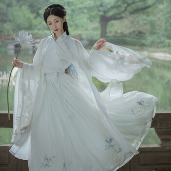 古装汉服女中国风仙气飘逸古风交领襦裙学生改良明制超仙夏季白色交领