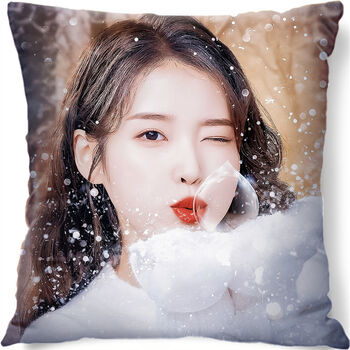 荧柒荏轻奢李知恩韩国明星周边iu同款抱枕来图制作照片个性可爱女生