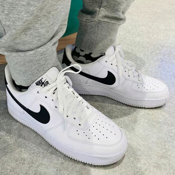 耐克nikeair force 1 男女子小权志龙黑白空军一号运动休闲板 ct2302-