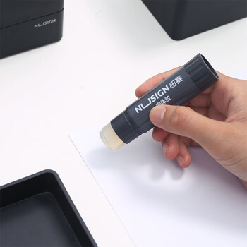 纽赛(NUSIGN)15gACR固体胶水 德国创意设计 高粘度无甲醛透明胶棒 办公用品 单支装 NS193 纽赛(NUSIGN)15gACR固体胶水 德国创意设计 高粘度无甲醛透明胶棒 办公用品 单支装 NS193