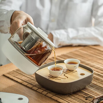 小熊（Bear）煮茶器 ZCQ-A05S1 咖色 500ml 茶盘 茶杯 接水盘 养生壶煮茶壶花茶壶烧水壶 600W 10105A05S1001
