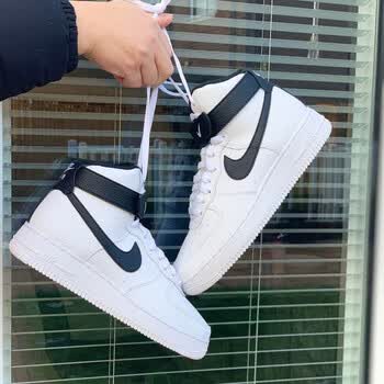 CT2303-100 Nike Air Force 1 High 