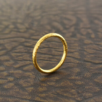 顾豪 黄金戒指 女款999实心足金锤纹形金戒指素圈戒指求婚订婚结婚