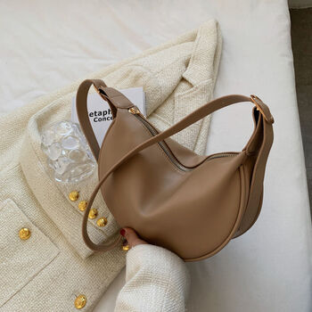 高级质感小包包女夏2022新款潮时尚单肩斜挎包小众设计ins饺子包