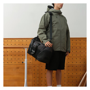 锐步防泼水大容量健身运动包可拆卸肩带多场景通勤旅行包 黑色