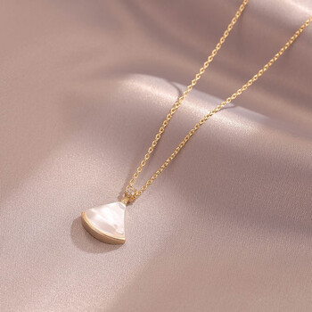 quamer施华洛世奇皓扇形贝壳项链年新款女秋冬轻奢小众设计感锁骨金色