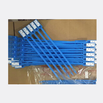 融银之汇(RYZH)0076 一次性封签 塑料铅封 集装箱包安全封条 物流签封(齿封330mm)、中性空白,500条/包 融银之汇(RYZH)0076 一次性封签 塑料铅封 集装箱包安全封条 物流签封(齿封330mm)、中性空白,500条/包