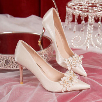 arshfe法式结婚鞋女新娘鞋新款小众设计感秀禾婚纱两穿不累脚高跟鞋浅