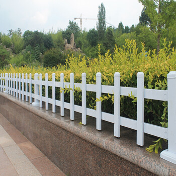 铁栅栏热镀锌钢管草坪护栏绿化带隔离围栏花池防护栏杆篱笆铁艺白色30