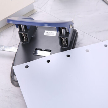 晨光（M&G）中号30页打孔器便携式双孔打孔机孔径7mm/孔距80mm带标尺蓝色单个装ABS92648