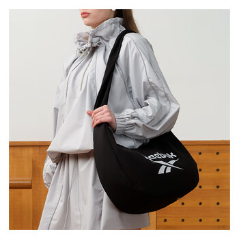 锐步防泼水流浪饺子包 户外通勤旅行单肩斜挎包 可调肩带大容量 黑色