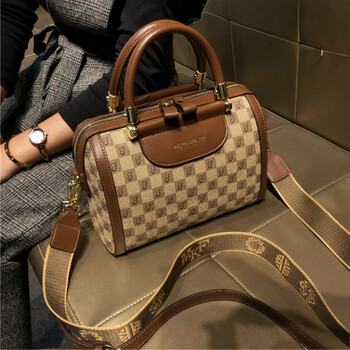 t dankles香港品牌真皮女包2023新款时尚复古波士顿包中号枕头包手提