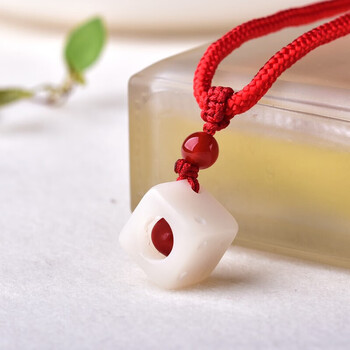 zhangu玲珑骰子安红豆情侣手链一对学生红绳编织手链自制入骨相思豆