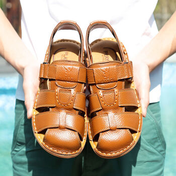 男士凉鞋男真皮牛筋底中老年真皮休闲沙滩鞋夏季包头包跟软底防滑包头