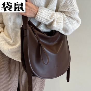 袋鼠通勤百搭腋下大容量包包今年新款潮流时尚休闲马鞍包复古单肩包女