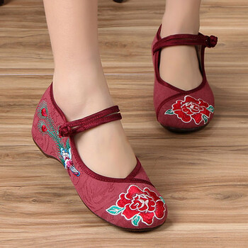 2019春季大花鞋女式绣花鞋内增高汉服鞋复古坡跟民族风