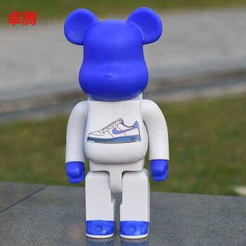 卓腾400暴力熊积木熊联名盲盒潮流桌面摆蓝耐克
