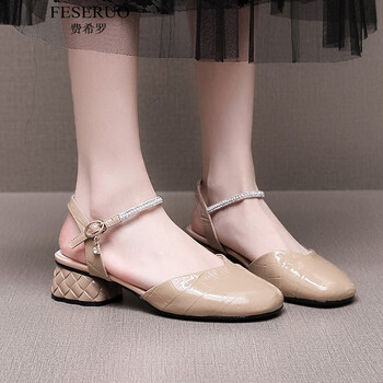 轻奢品牌包头凉鞋女真牛皮2022夏季新款一字扣粗跟中跟女鞋子杏色35