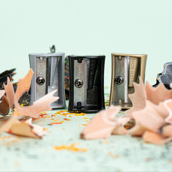 马培德（Maped）单孔合金转笔刀 迷你小号便携铅笔刀 手动铅笔削笔器削笔刀 学生刨笔刀卷笔器 041719CH随机颜色