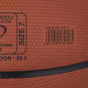 斯伯丁免充气橡胶7号篮球NeverFlat Hex经典六边形南瓜篮球84-440Y