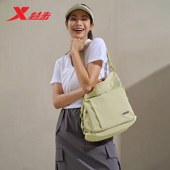 特步运动户外潮流时尚挎包876237130006 浅绿 均码