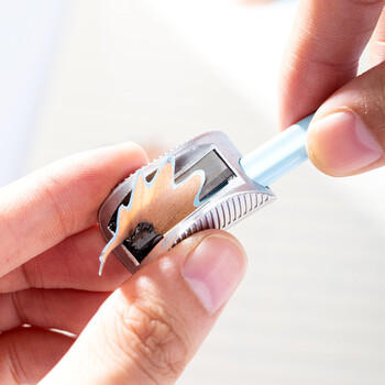 得力3个装银色锌合金锋利耐用学生卷笔刀铅笔削笔刀削笔器 68656 得力3个装银色锌合金锋利耐用学生卷笔刀铅笔削笔刀削笔器 68656