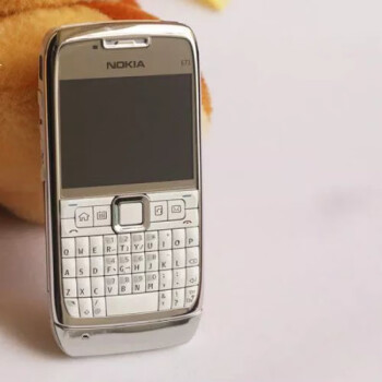 nokia/诺基亚e71移动联通4g直板经典全键盘按键学生备用功能手机 白色
