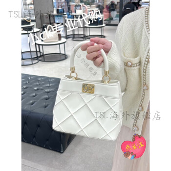 charleskeith新款小ck250671659菱格纹单肩斜挎包手提包女包奶油白
