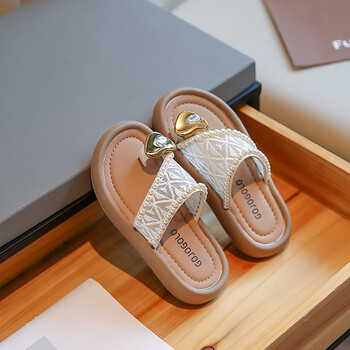 361断码女童拖鞋夏季crocs儿童人字拖洋气小香风外穿凉拖女孩防滑米