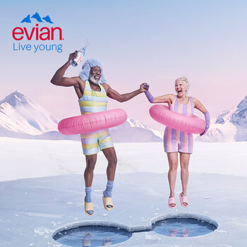 依云(evian)矿泉水 330ml*24瓶 饮用水 高端矿泉水 法国进口 会议商务用水 依云(evian)矿泉水 330ml*24瓶 饮用水 高端矿泉水 法国进口 会议商务用水