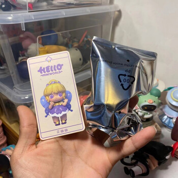 万代(bandai)迷你世界盲盒手办有隐藏 迷你世界宇宙少女天团盲盒娃娃