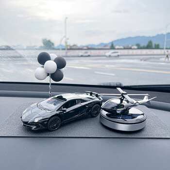 吉牧野高端汽车摆件车载中控台装饰品车上创意感车内2024网红新款