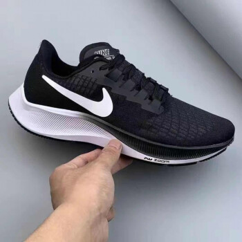 飞马 air zoom pegasus 登月代透气缓震情侣跑步鞋 抖森 登月37黑白