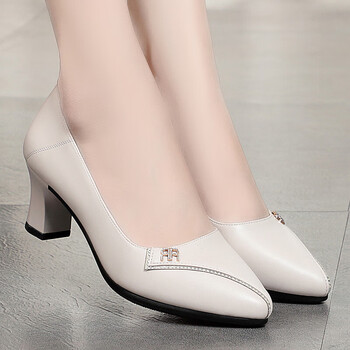 布力潘中年女士船鞋中跟真皮单鞋女春秋妈妈皮鞋舒适软底 618米白色