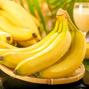 三十九度献鲜 香蕉5斤 新鲜水果整箱现摘当季广东自然熟特级超甜大