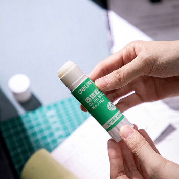 得力（deli）7102 固体胶水/胶棒 21g高粘度PVA 快干耐用便携 学习生活手工DIY（12支/盒）5盒装