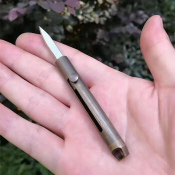 黄铜枪栓小刀(复古黑)