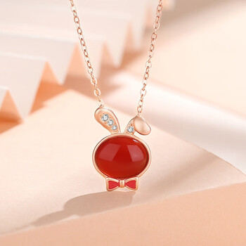 女s国潮本命年中国风红玛瑙兔子吊坠锁骨链萌趣兔子项链玫瑰金色925银
