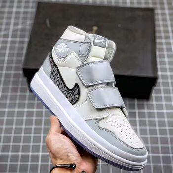 官方自营旗舰aj男女鞋乔一代双魔术贴高帮篮球鞋头层皮男女休闲板鞋