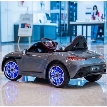 遥控汽车可坐人1-10岁 超大儿童电动车四轮带小孩宝宝跑车玩具车充电