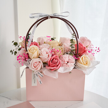 初朵 手拎花篮粉色香皂花玫瑰花混搭花束礼盒 520情人节礼物生日礼物