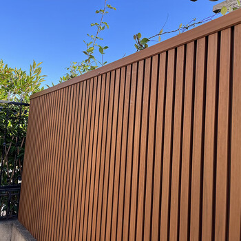 奔新农(benxinnong)户外塑木长城板墙板木塑围栏格栅板方通栅栏围墙板