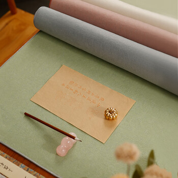 弘梅羊毛毛毡垫 毛笔书法毛垫布卷装无痕雅绿100*70cm 文房四宝包边不起球画毡子桌布礼盒装 弘梅羊毛毛毡垫 毛笔书法毛垫布卷装无痕雅绿100*70cm 文房四宝包边不起球画毡子桌布礼盒装