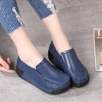 中年女鞋单鞋中年妇女休闲运动鞋40岁50广场舞大妈鞋妈妈秋天穿的散步