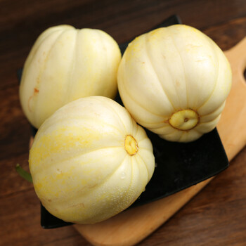 东北白糖罐香瓜农家种植应季水果新鲜现摘脆甜小香瓜蜜瓜整箱5斤