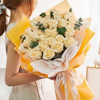 I M Hua Hua33朵香槟玫瑰花花束 I M Huahua 33朵香槟香皂花玫瑰花花束 5情人节礼物生日礼物求婚表白送女生朋友 行情报价价格评测 京东